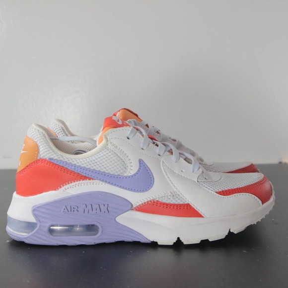 NIke Air Max Excee Low White Red Women's Sneakers 003619 Size 7Womens/5.5 Youth - Picture 1 of 9